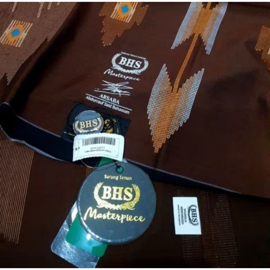 Sarung BHS Masterpiece SGW Gold lawas Sutra