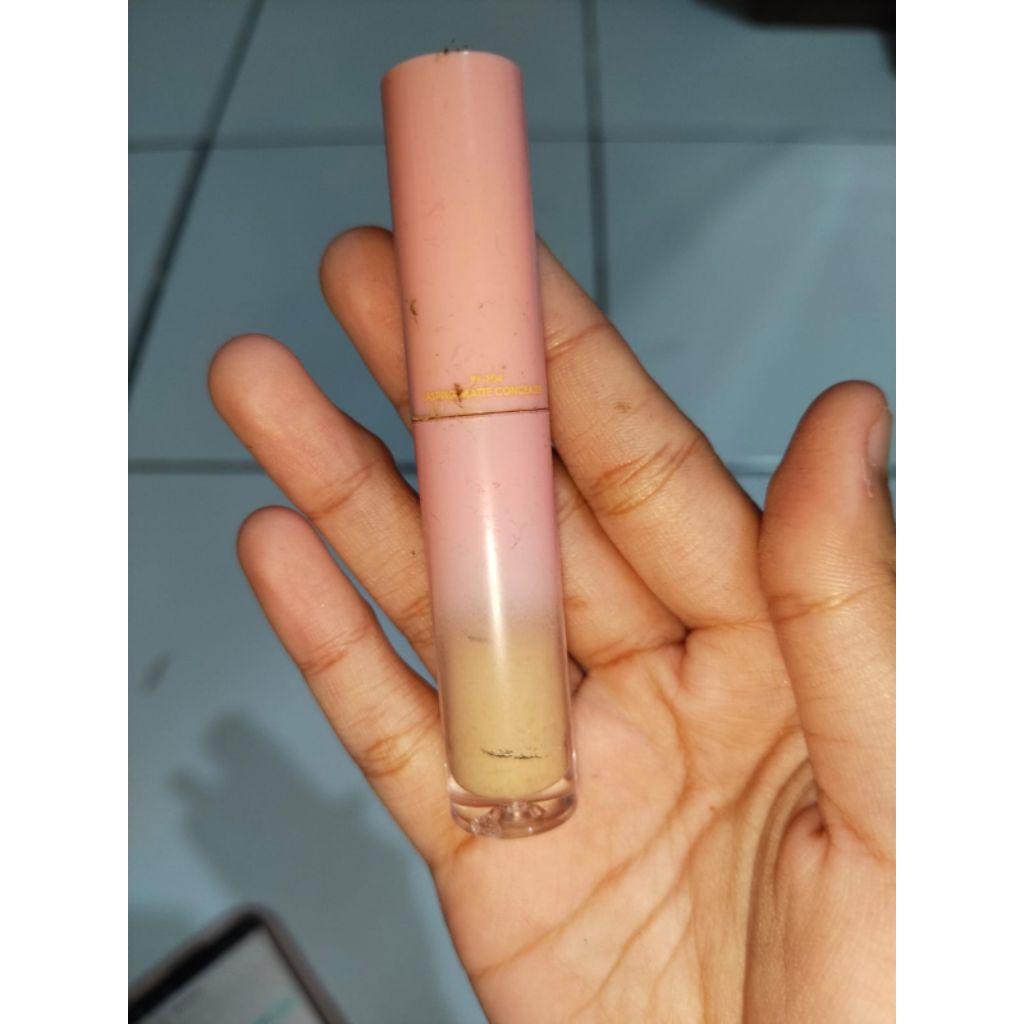 CONCEALER PINKFLASH MASIH 30% AMAN PRELOVED PEMAKAIAN PRIBADI
