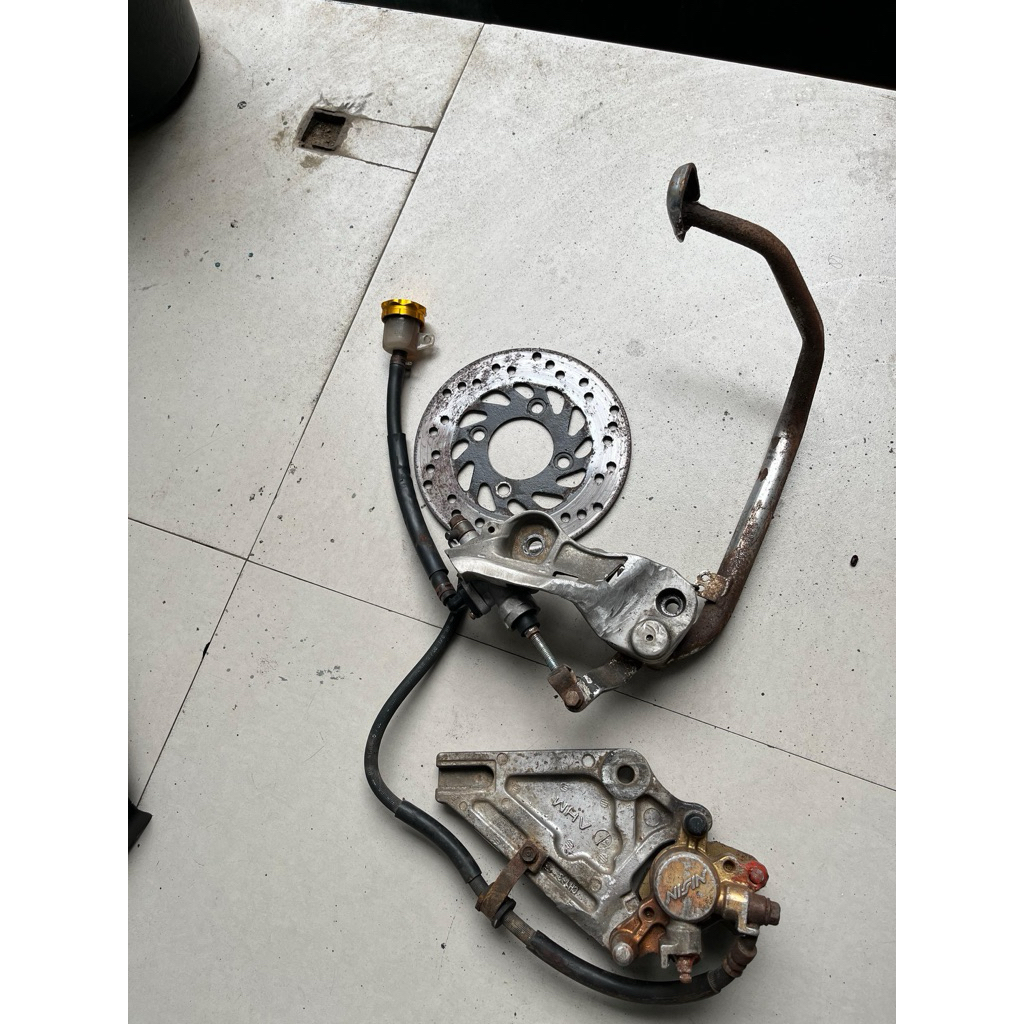 rem belakang supra x 125 cakram set original copotan