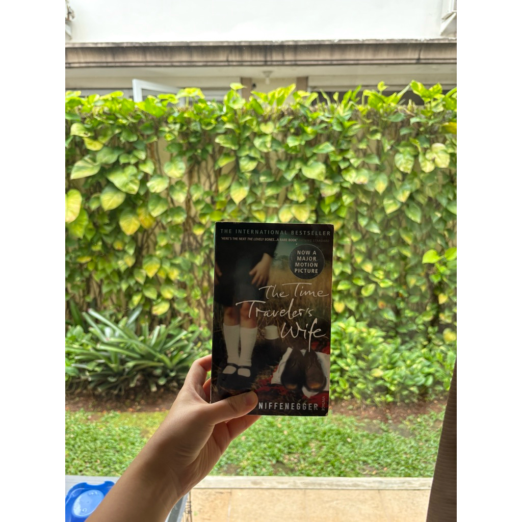 The Time Travelers Wife by Audrey Niffenegger