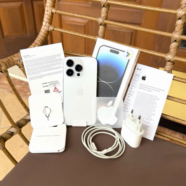 Iphone 14 pro 128GB KONDISI MULUS SIAP PAKAI kapasitas 128 GB white - apple ibox erafone - hp second