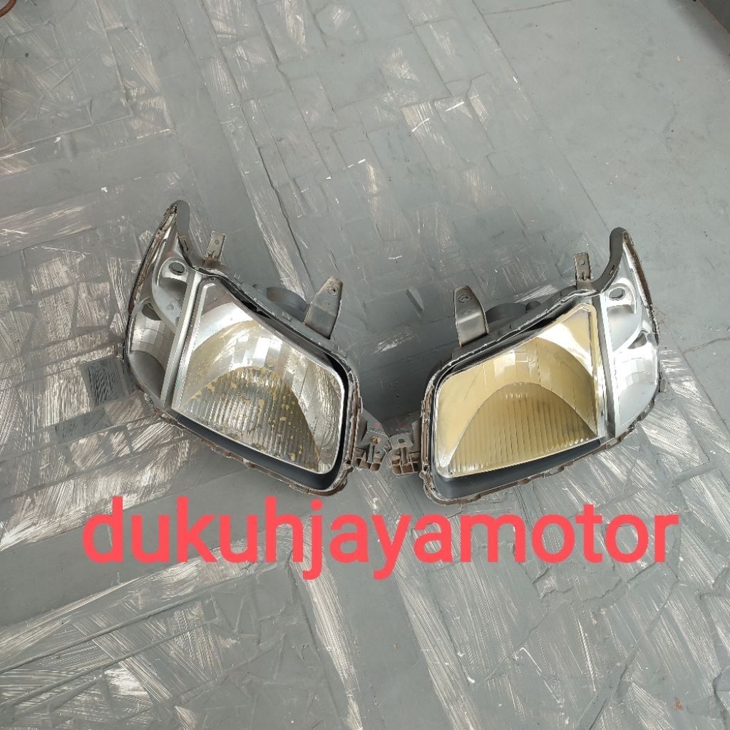 Original batok belakang lampu depan grand max bahan biled copotan set kanan kiri tanpa mika
