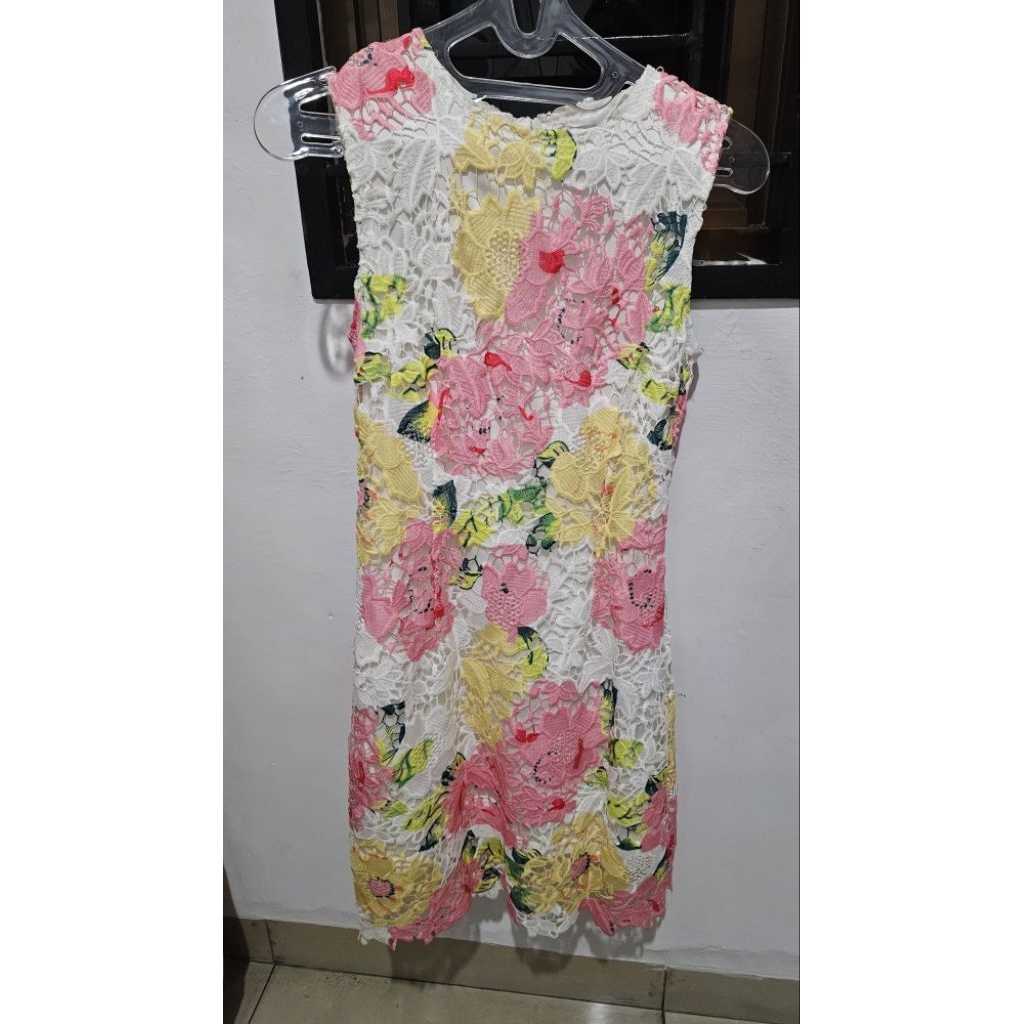 Dress Renda Bunga Preloved