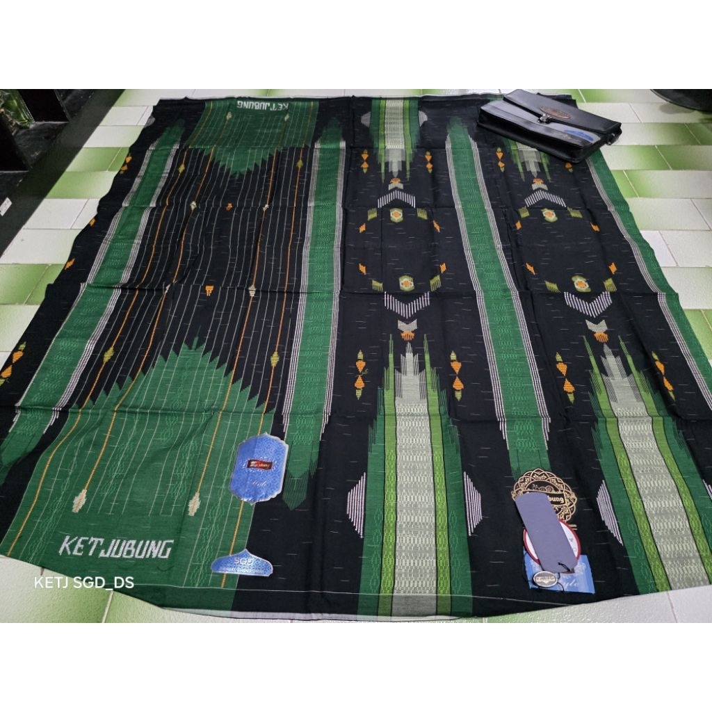Sarung KETJUBUNG Red Mercerized Tipe SGD GOLD II