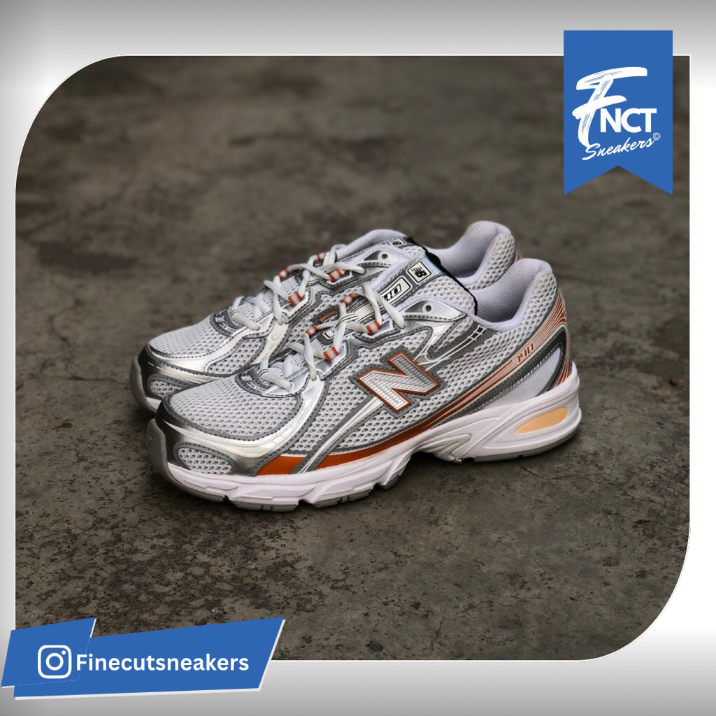 Sepatu Sneakers  Unisex Pria / Wanita Orange White Silver