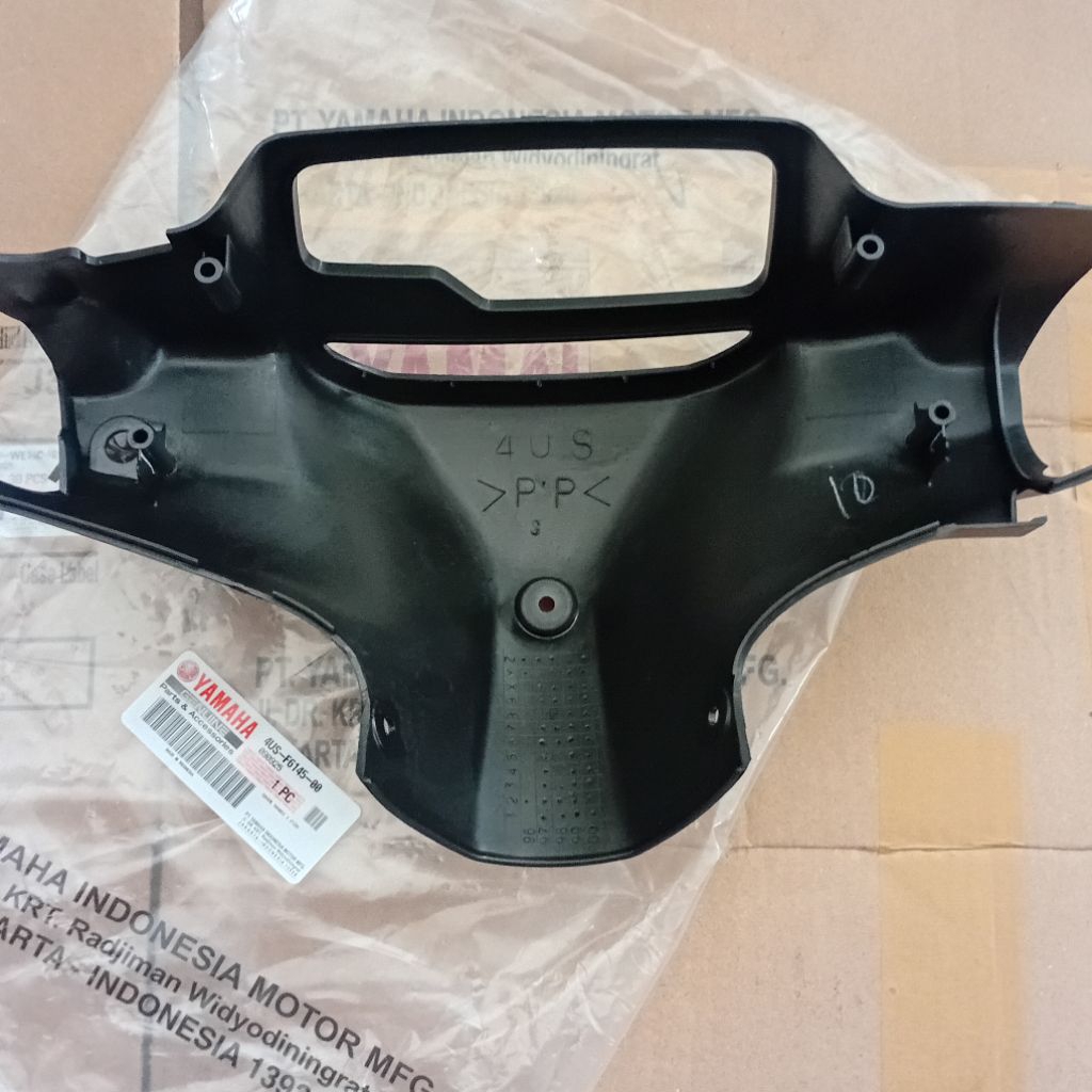 BATOK LAMPU BELAKANG FIZR F1ZR F1 ZR ORIGINAL YAMAHA GENUINE