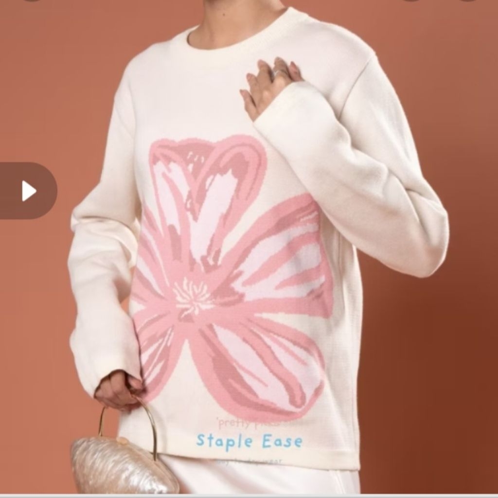 BWBYAZ Claire Blossom Knit (preloved)