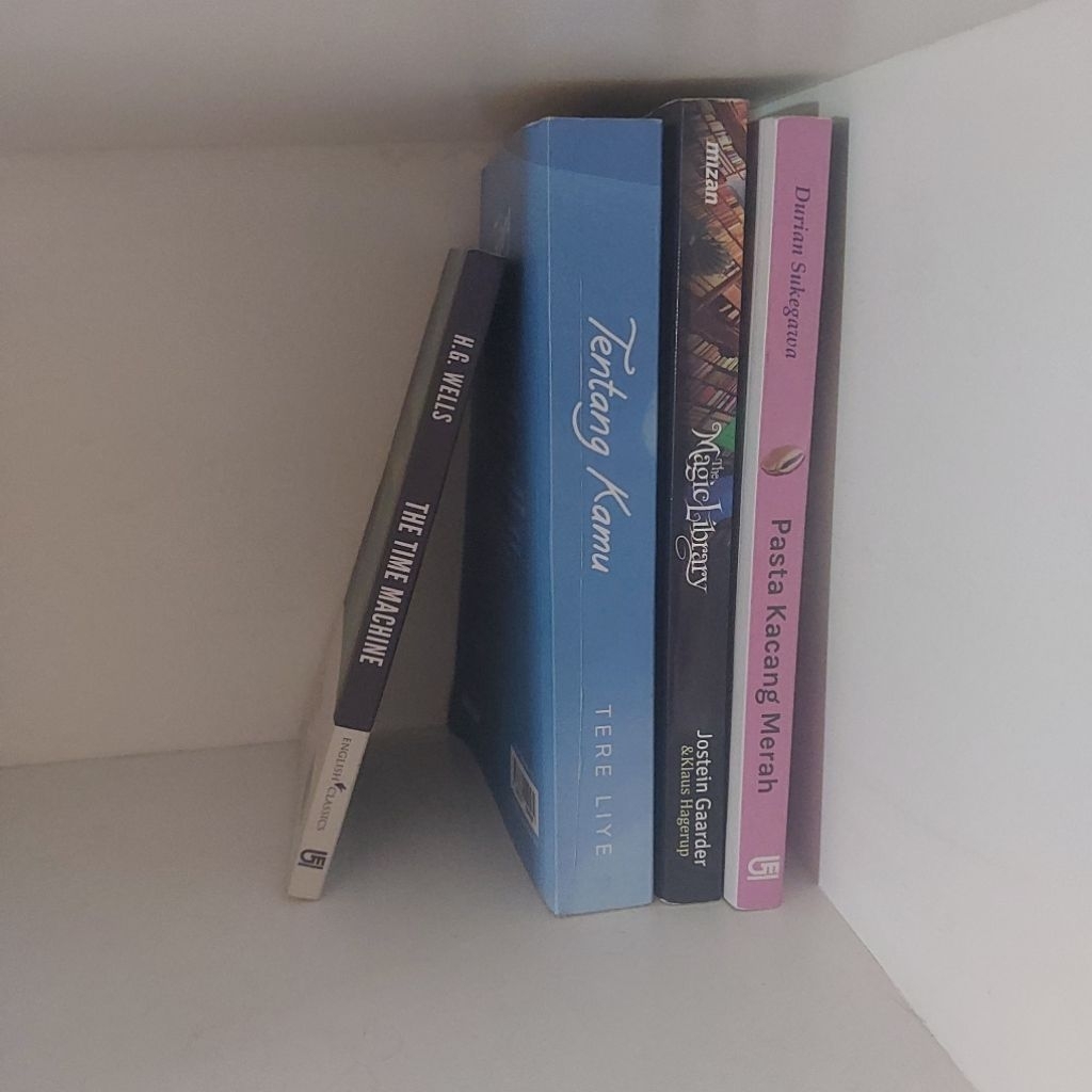 Preloved Novel: The Magic Library | Tentang Kamu | The Magic Library | Pasta Kacang Merah