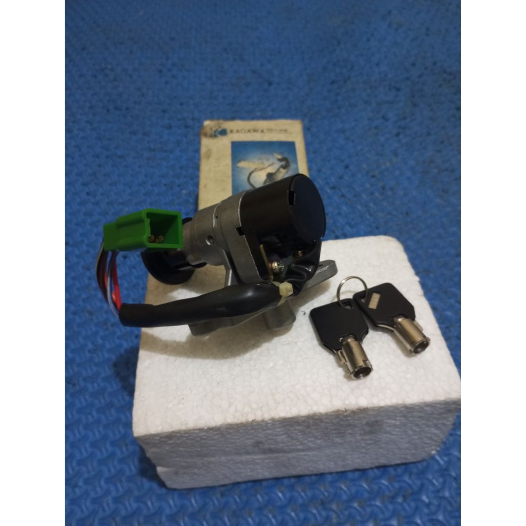 Kunci kontak SUZUKI crystal tornado rc110