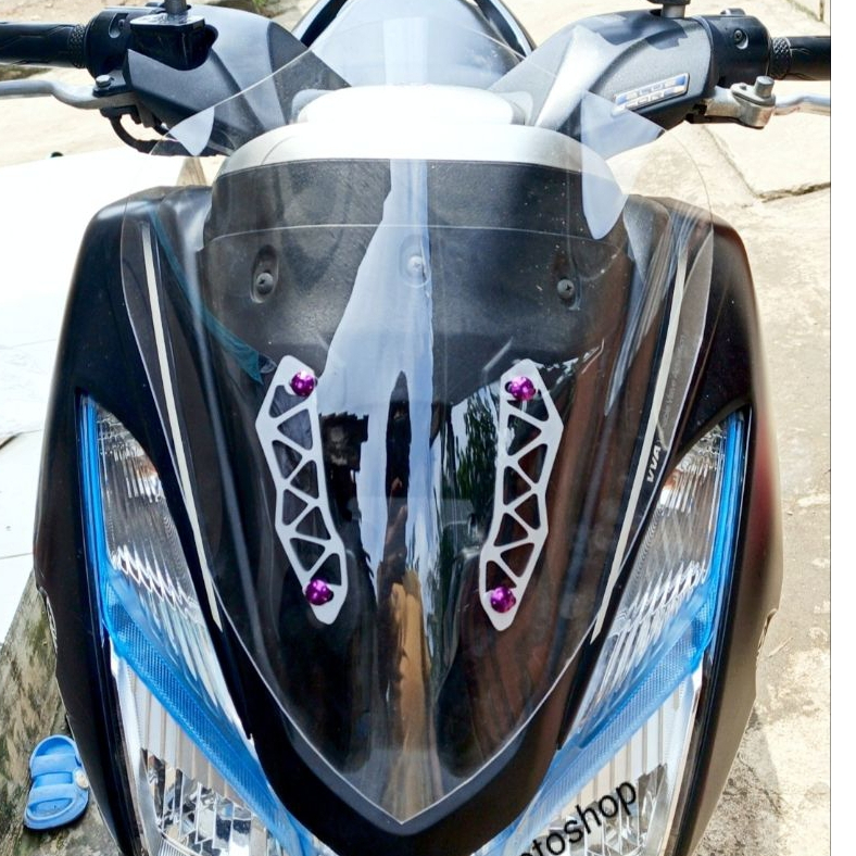 WINDSHIELD VISOR CARBU YAMAHA LEXI FULL BENING GANTENG DENGAN PEMANIS GARNIS