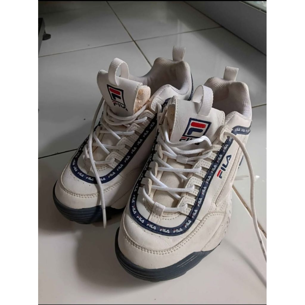 sepatu Fila sneakers cewek size 38 like new original