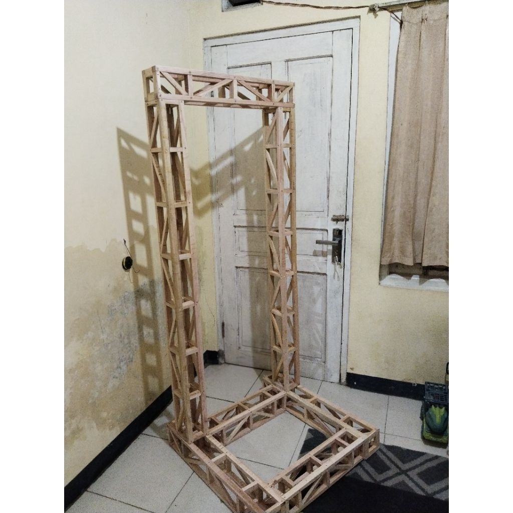 Rigging Mini Kayu 150 cm – Truss Miniatur untuk Sound System
