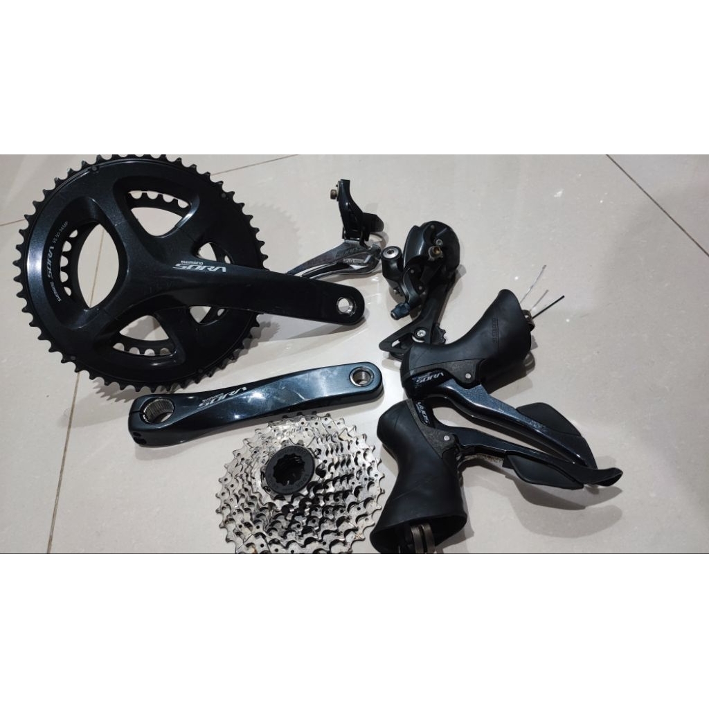 Grupset Roadbike Gravel SHIMANO SORA ,kondisi normal mulus kelengkapan sesuai foto
