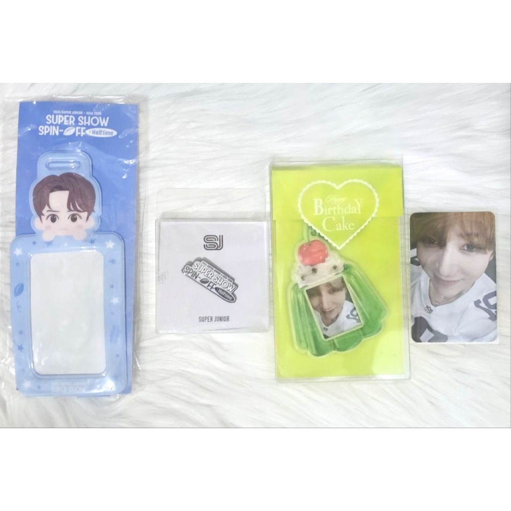 SUPER JUNIOR OFFICIAL MERCHANDISE