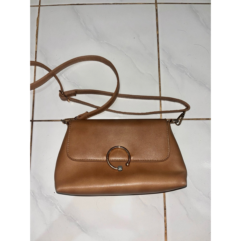 Sling Bag Fladeo Preloved