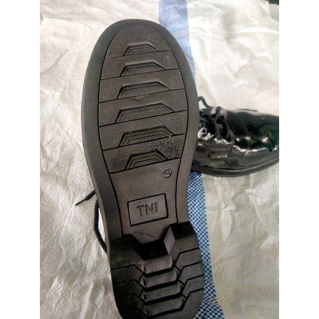 Sepatu PDH ORI TNI/POLRI (BEKAS TERAWAT)