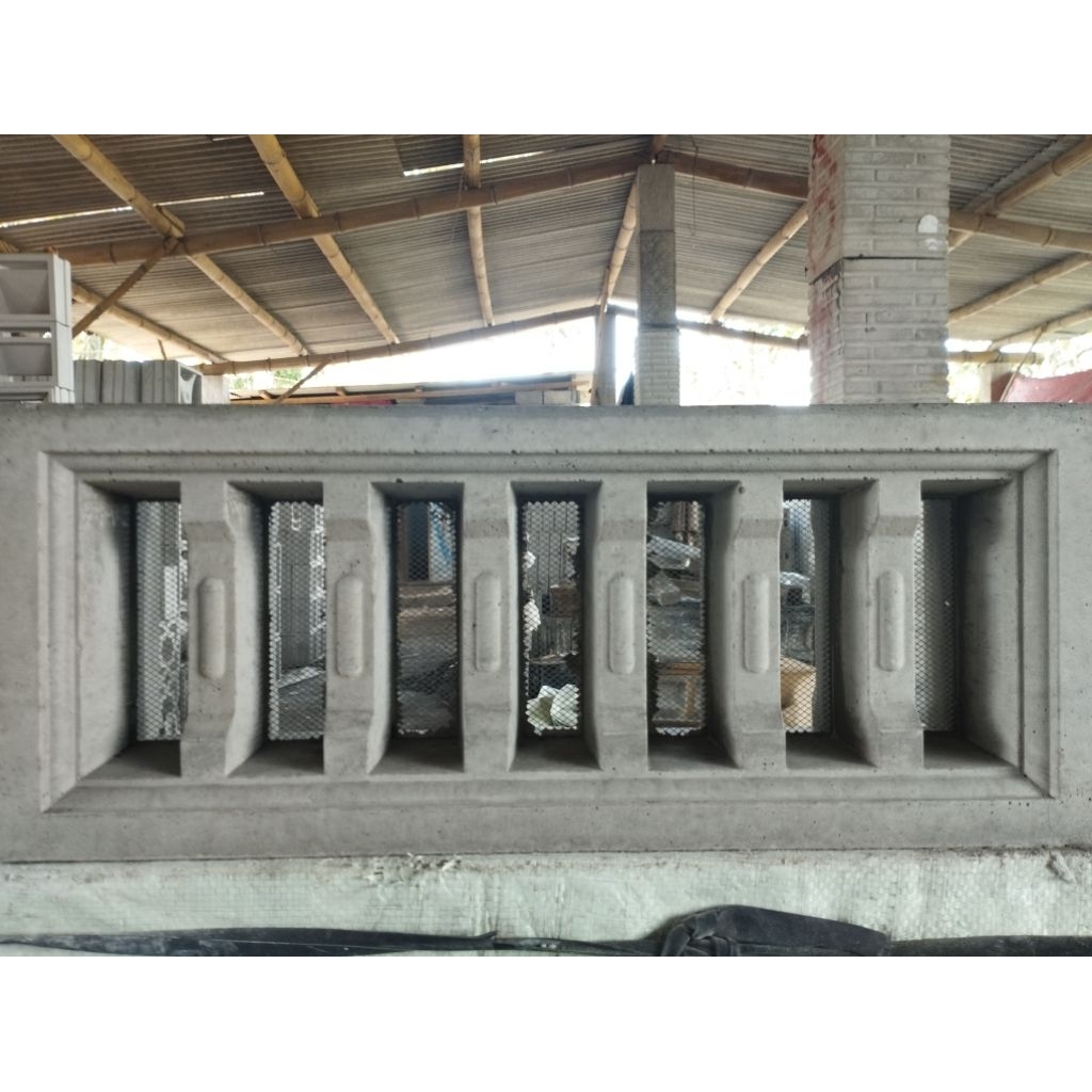 Roster Kawat Nyamuk motif pagar