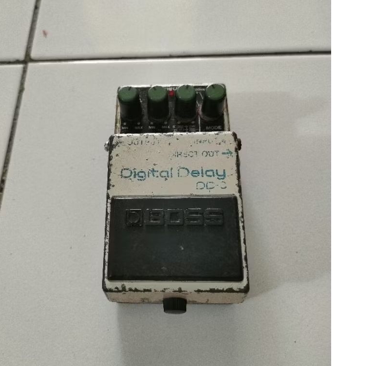 Efek Boss Digital Delay DD3 DD-3 pinky