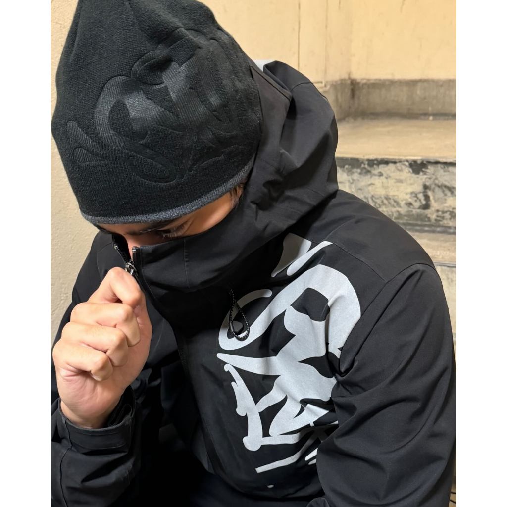 Syna World Syna Debossed Beanie - Black