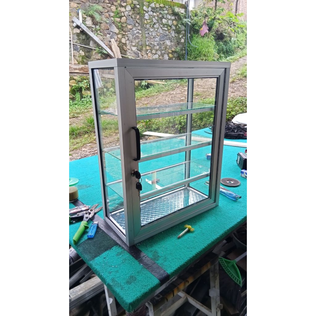 etalase kecil P45 L20 T60 free packing kayu