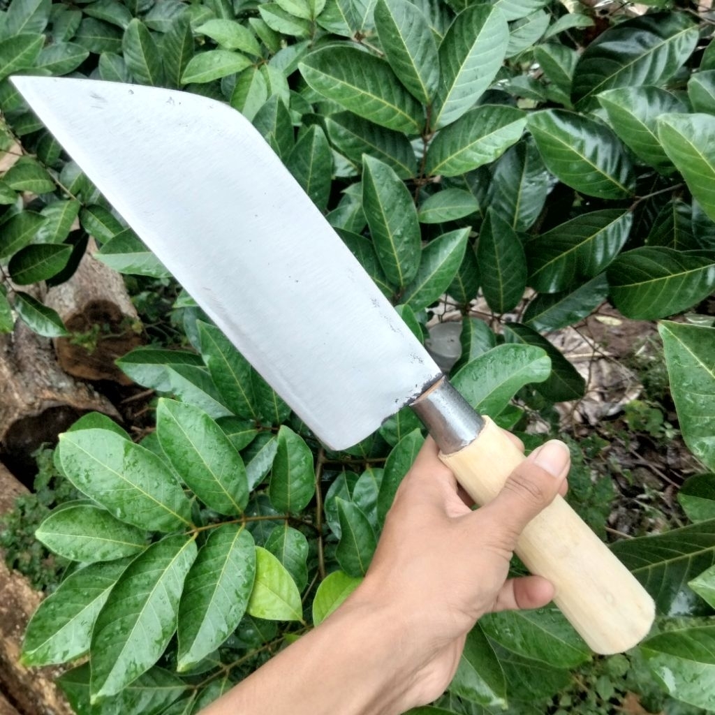 pisau dapur model Rancong bahan baja per mobil