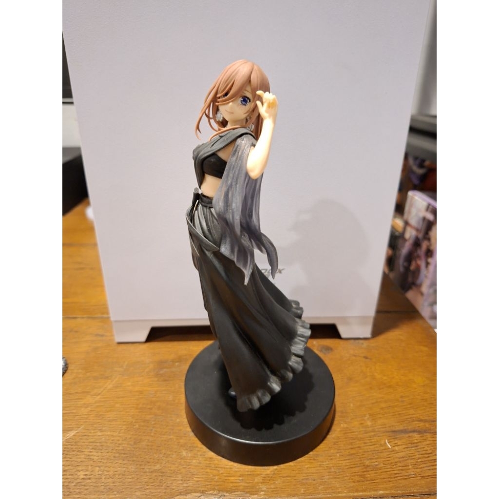 Banpresto Kyunties Miku Nakano (BIB)