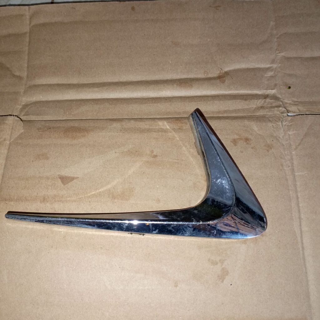 LIST CHROME COVER FOGLAMP ALL NEW AVANZA 2012(kiri)