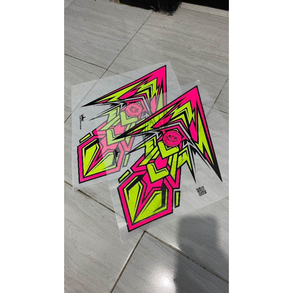 kertas sablon LAYANG-LAYANG  3warna KERTAS LAYANG-LAYANG SUKHOI  isi50 pcs