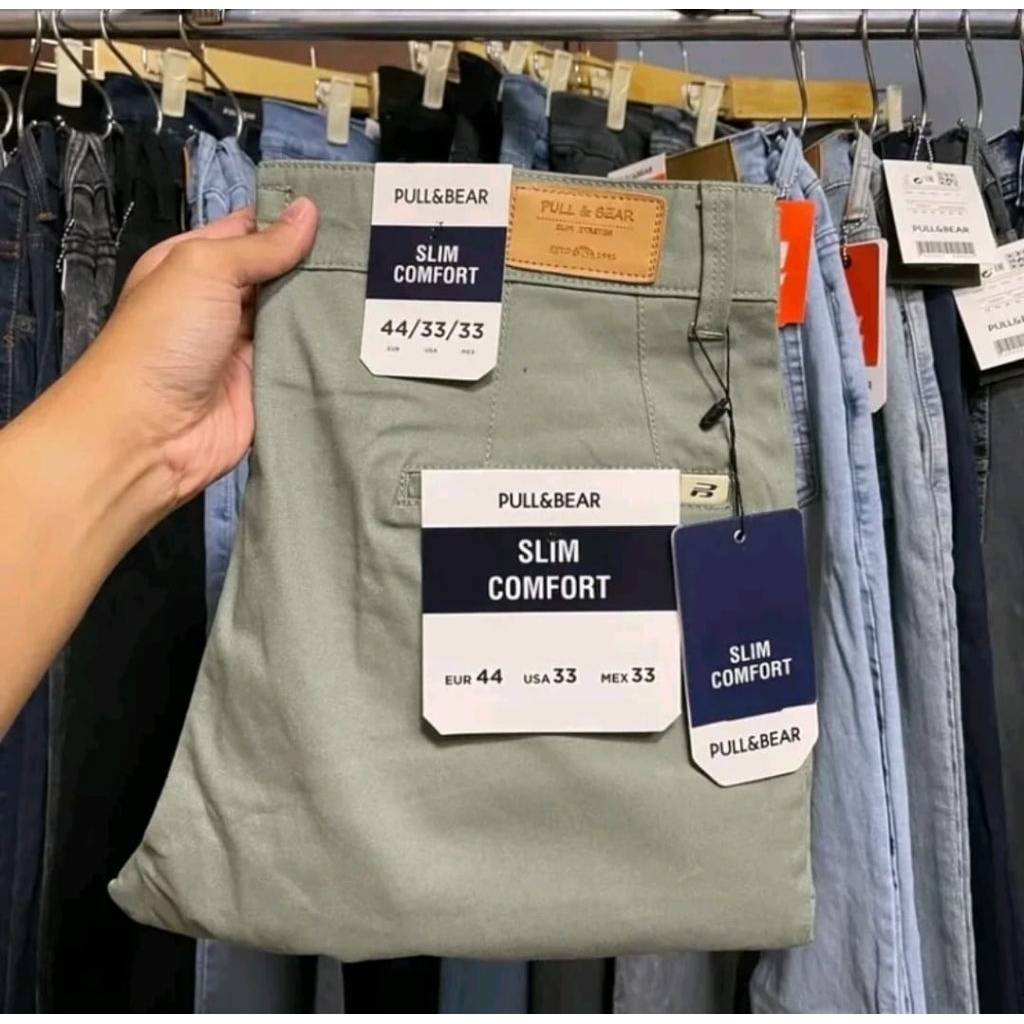 Celana panjang pull and bear 12.12 Celana pria PULL AND BEAR UNISEX Full tag Brended