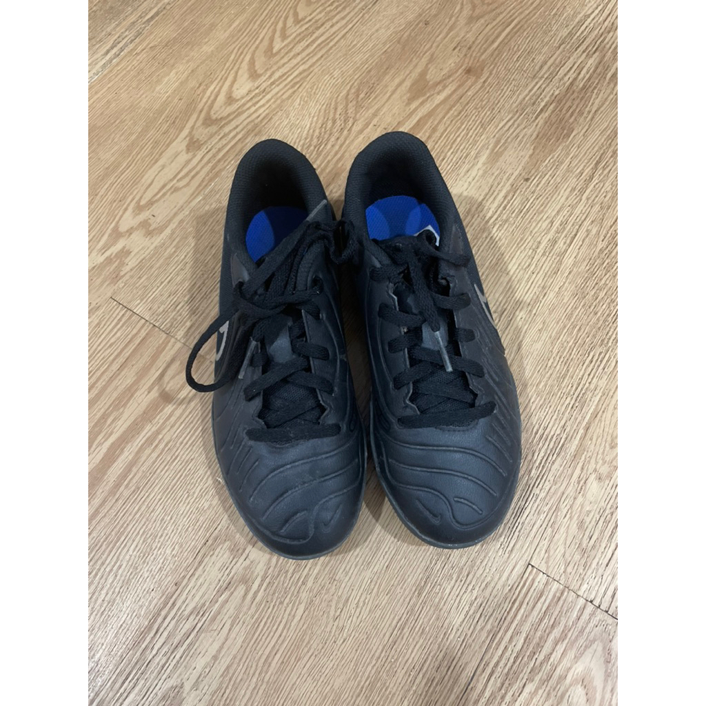 preloved nike shoes kids