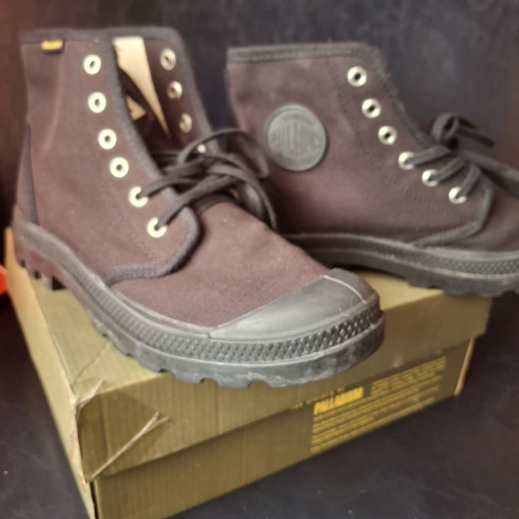 Sepatu Palladium Pampa Hi Canvas Coklat Size 39 Original Unisex