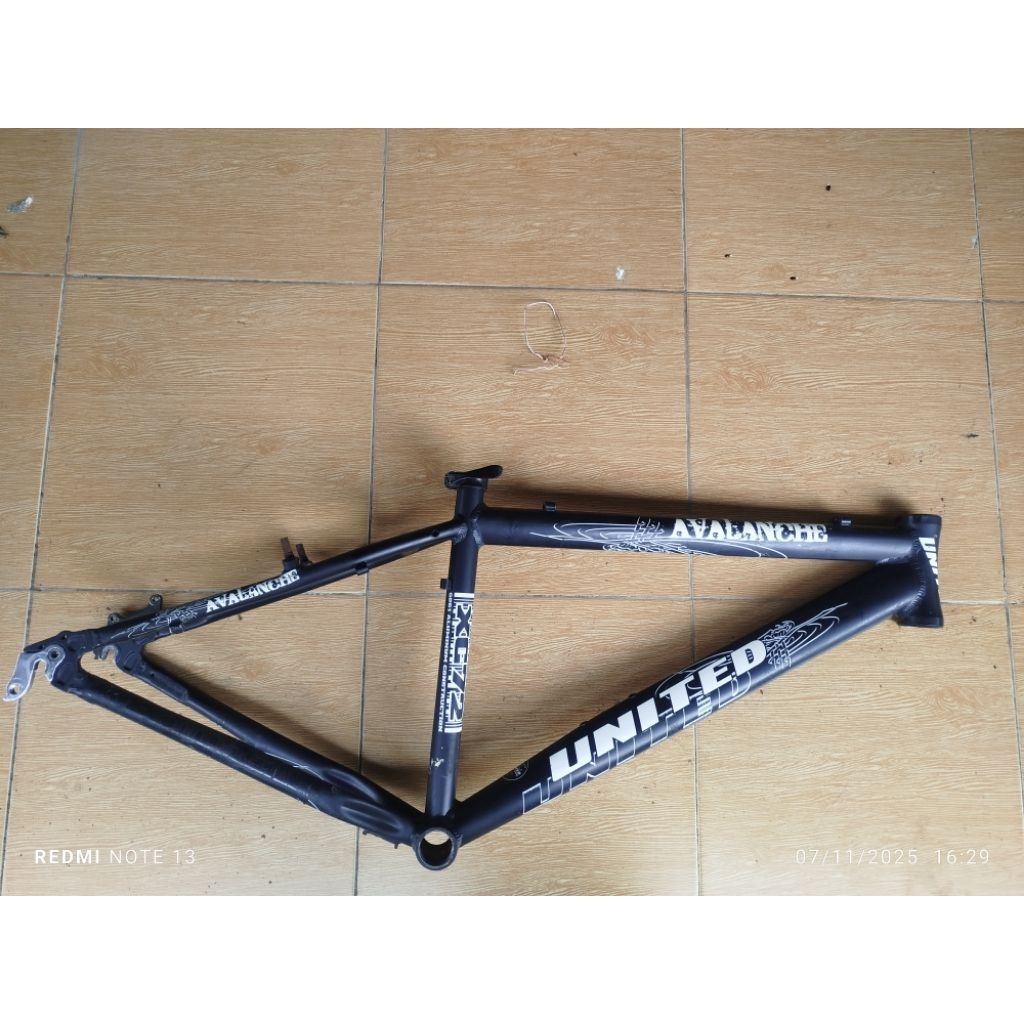 frame sepeda MTB united avalanche ukuran 26