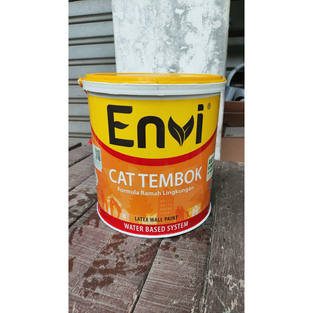 CAT TEMBOK ENVI 5 KG