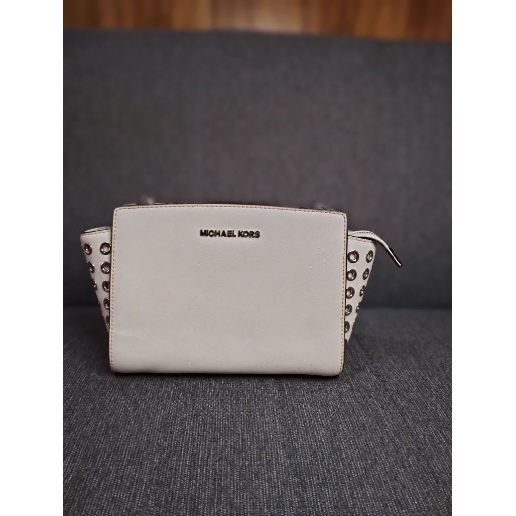 Sling bag preloved bag