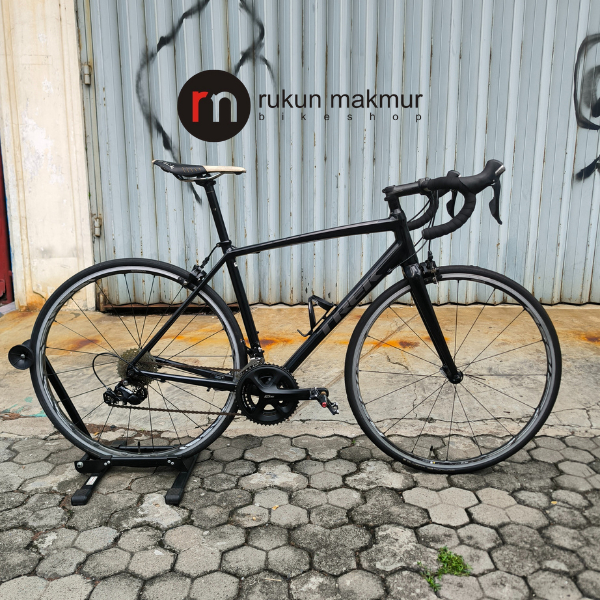 Trek Emonda ALR 5 Rimbrake Alloy . Sepeda Roadbike TREK Emonda ALR Alpha 300 size 54 used