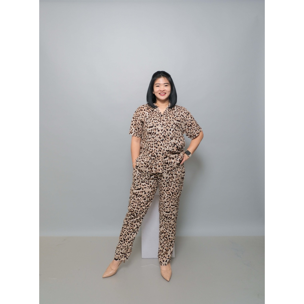 Baju Tidur Wanita Corak Macan