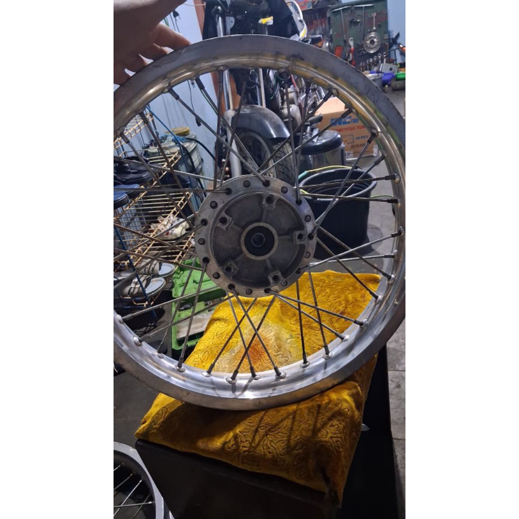 velg yamaha vixion old second
