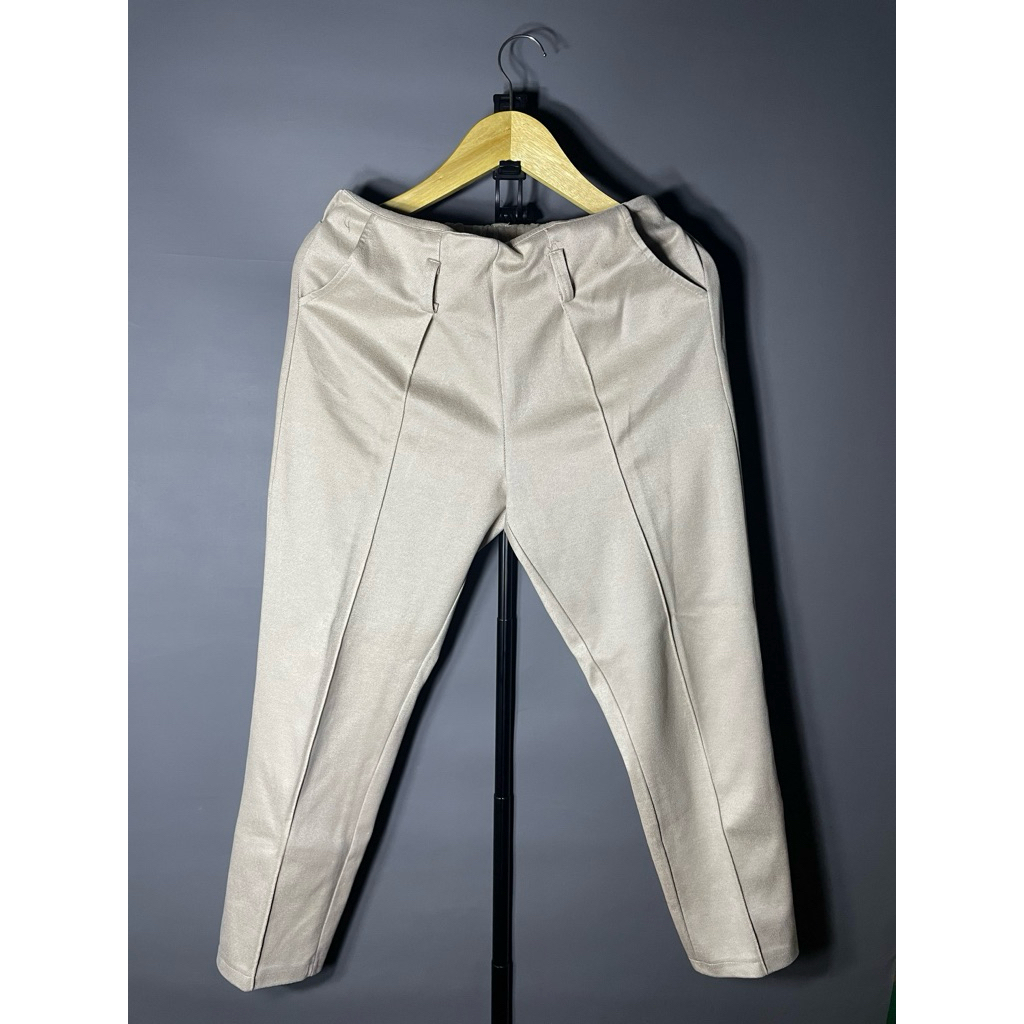 Preloved by Jasmine | Preloved Celana wanita coklat susu