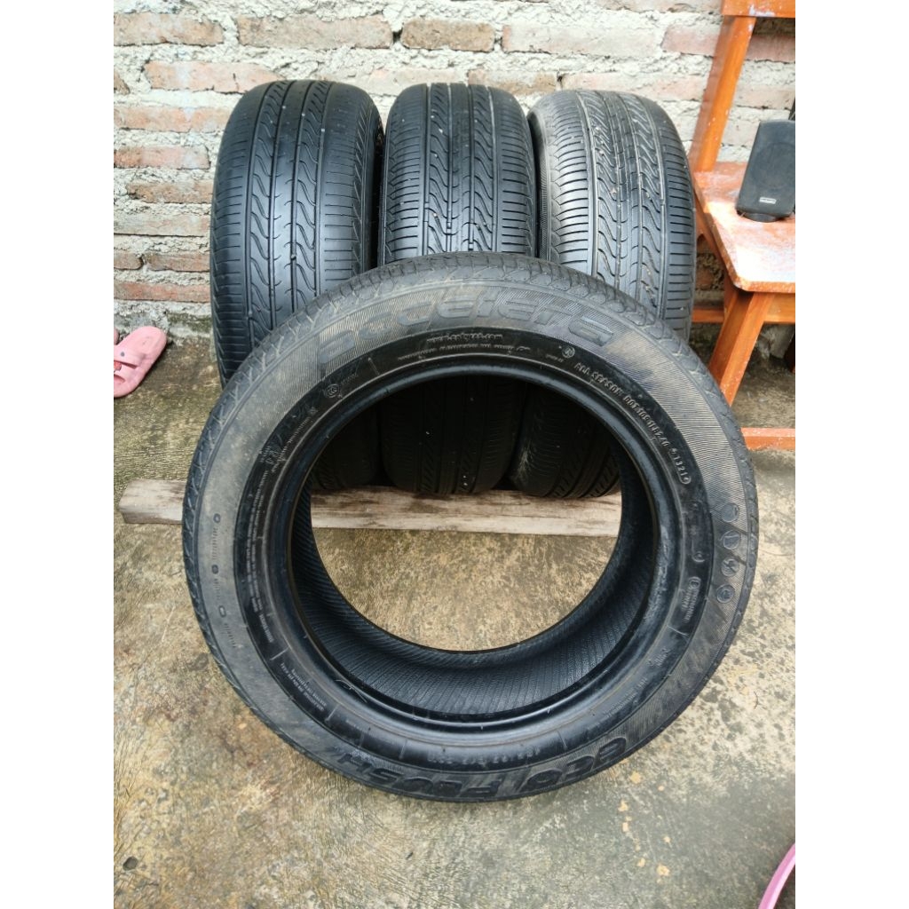 Ban Accelera 185/65 R15
