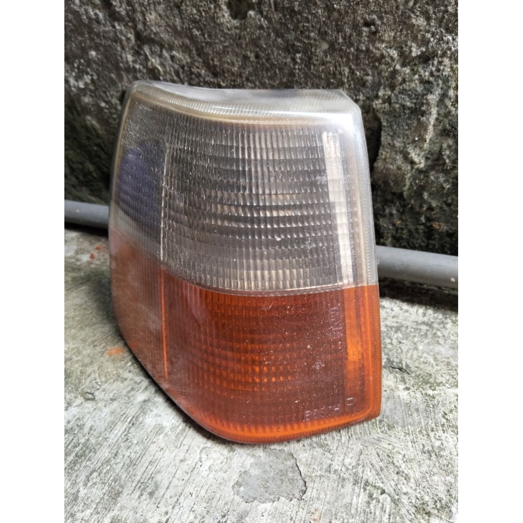 lampu sein corner lampu sein depan kanan R Volvo 960 940 original bosch