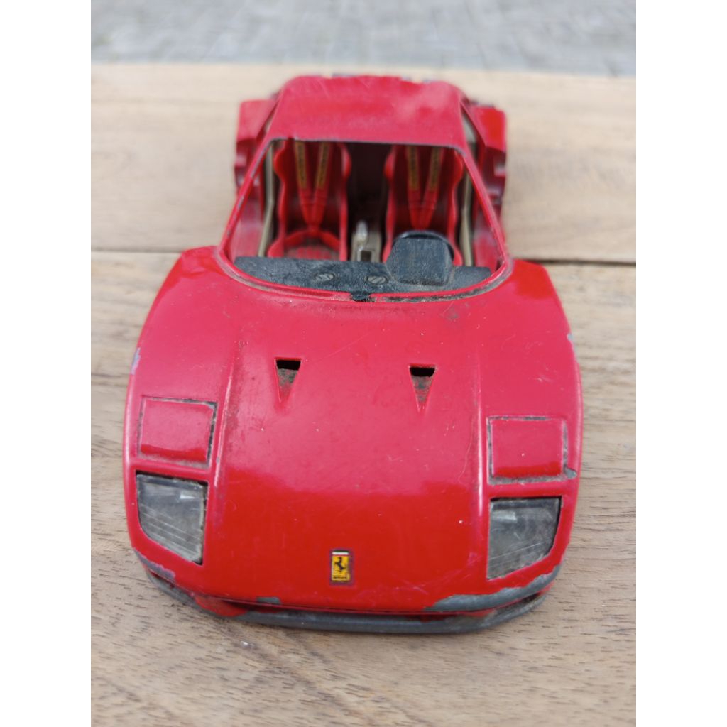 Diecast Ferrari Junk Burago Skala 1/24 bekas