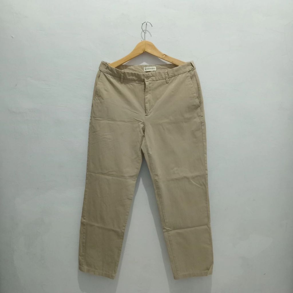 Celana panjang chino giordano