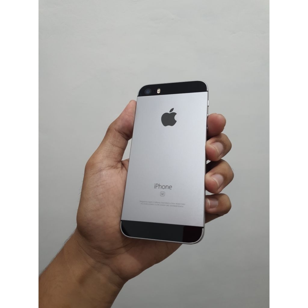 Iphone SE Gen 1 Space Grey 128Gb Fullset