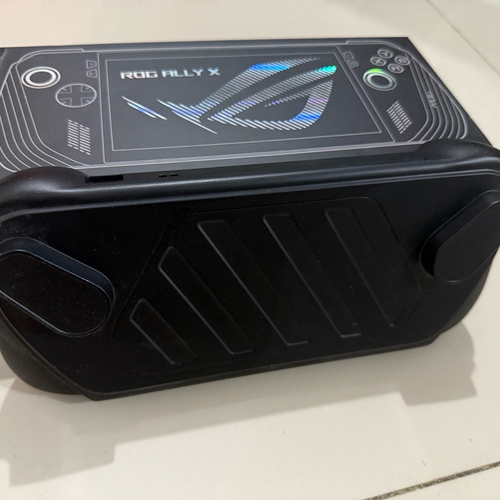 ROG Ally X second (bekas), mulus 100%. garansi hingga 2027
