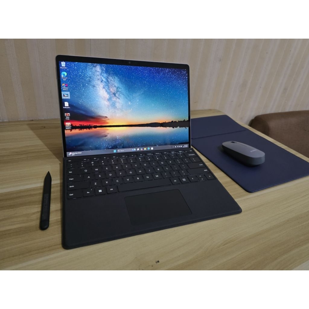 Laptop Surface Pro 8 i7 Ram 32gb ssd 1 TB Langka mrp macbook spectre