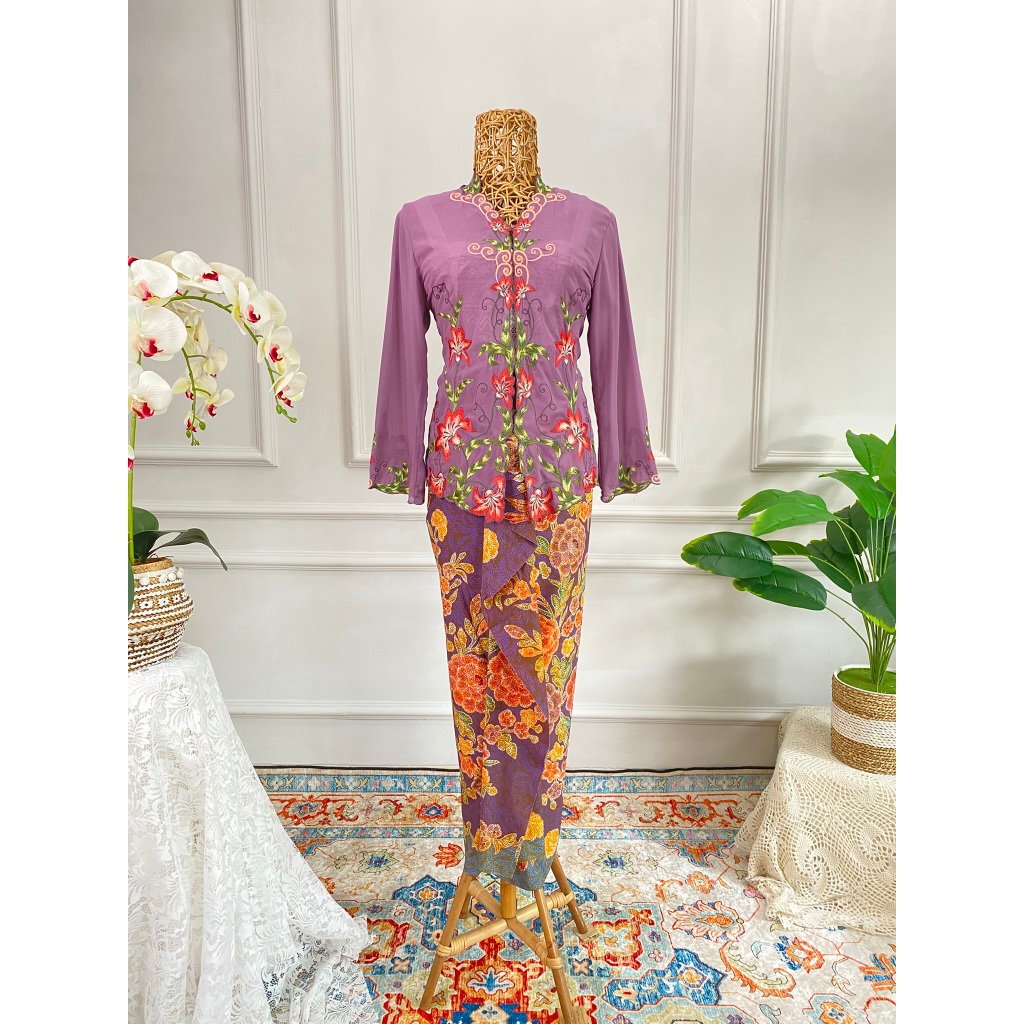 Kebaya/atasan encim bordir ungu sifon