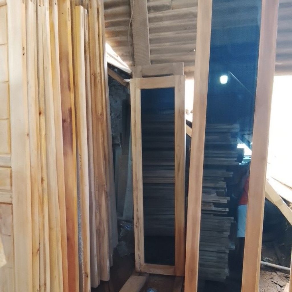 daun jendela saja kayu jati + kaca