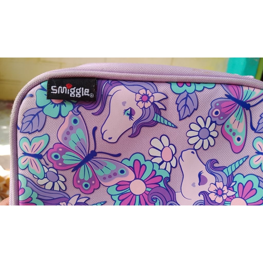smiggle lunch box