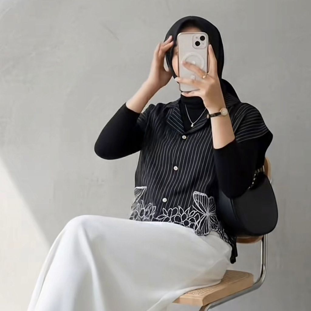 MARIPOSA VEST STRIPE BORDIR WANITA SEMIWOLL / ROMPI VEST KUPU-KUPU GARIS TALI PINGGANG