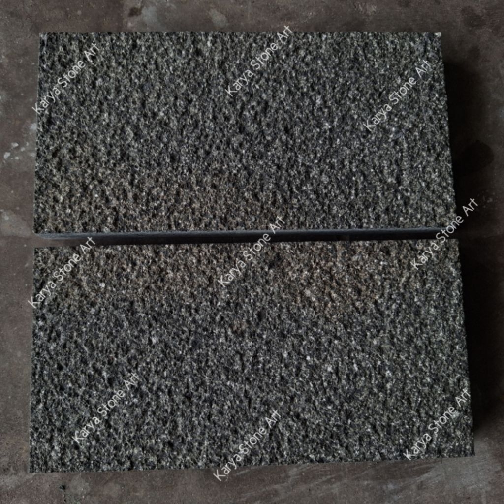 Batu Andesit Hitam Bush Hammer 10x20 | Andesit Tulungagung | Batu Alam Andesit | Batu Granit